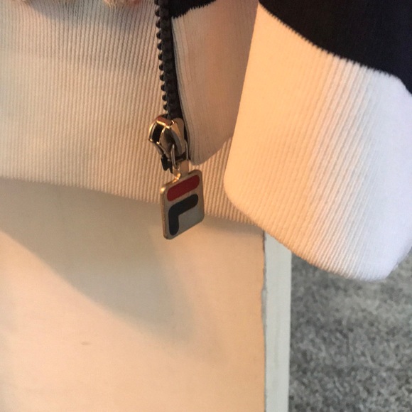 VINTAGE FILA JACKET - Picture 3 of 3